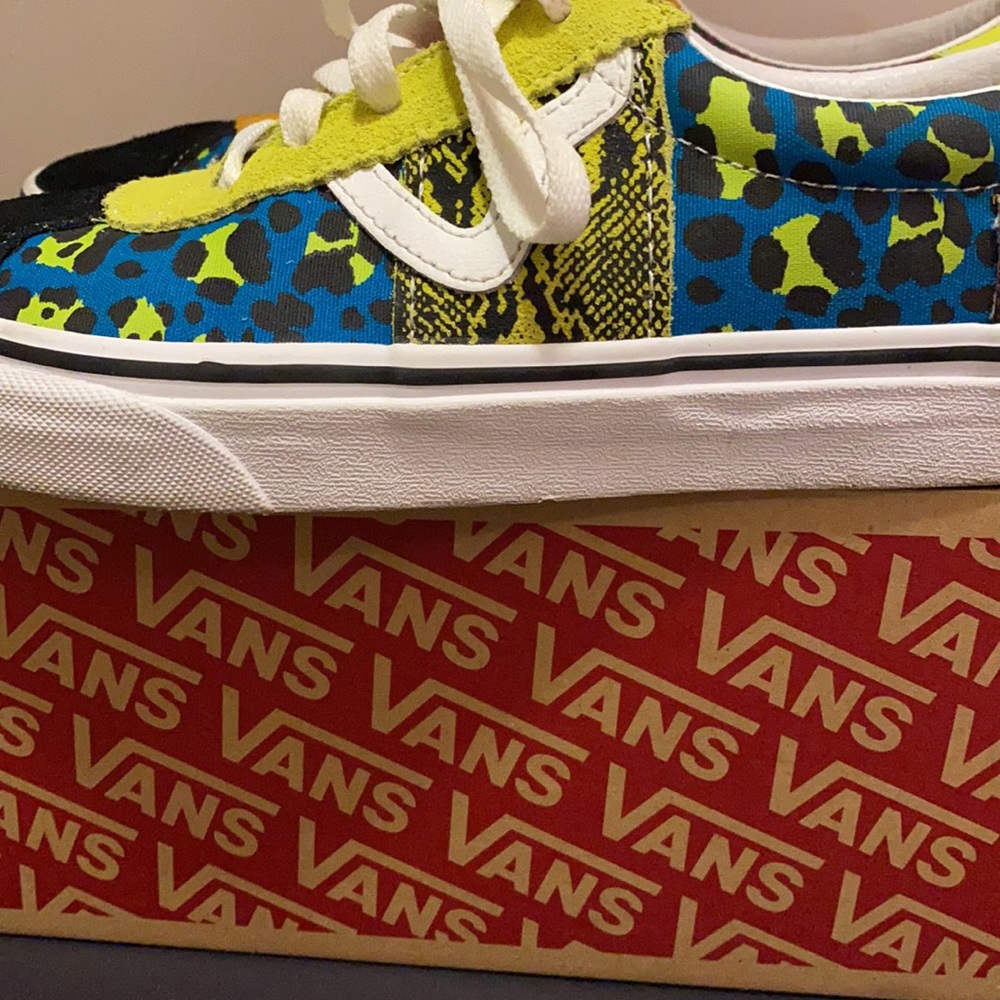 Vans Sport women’s sneakers - Picture 2 of 4